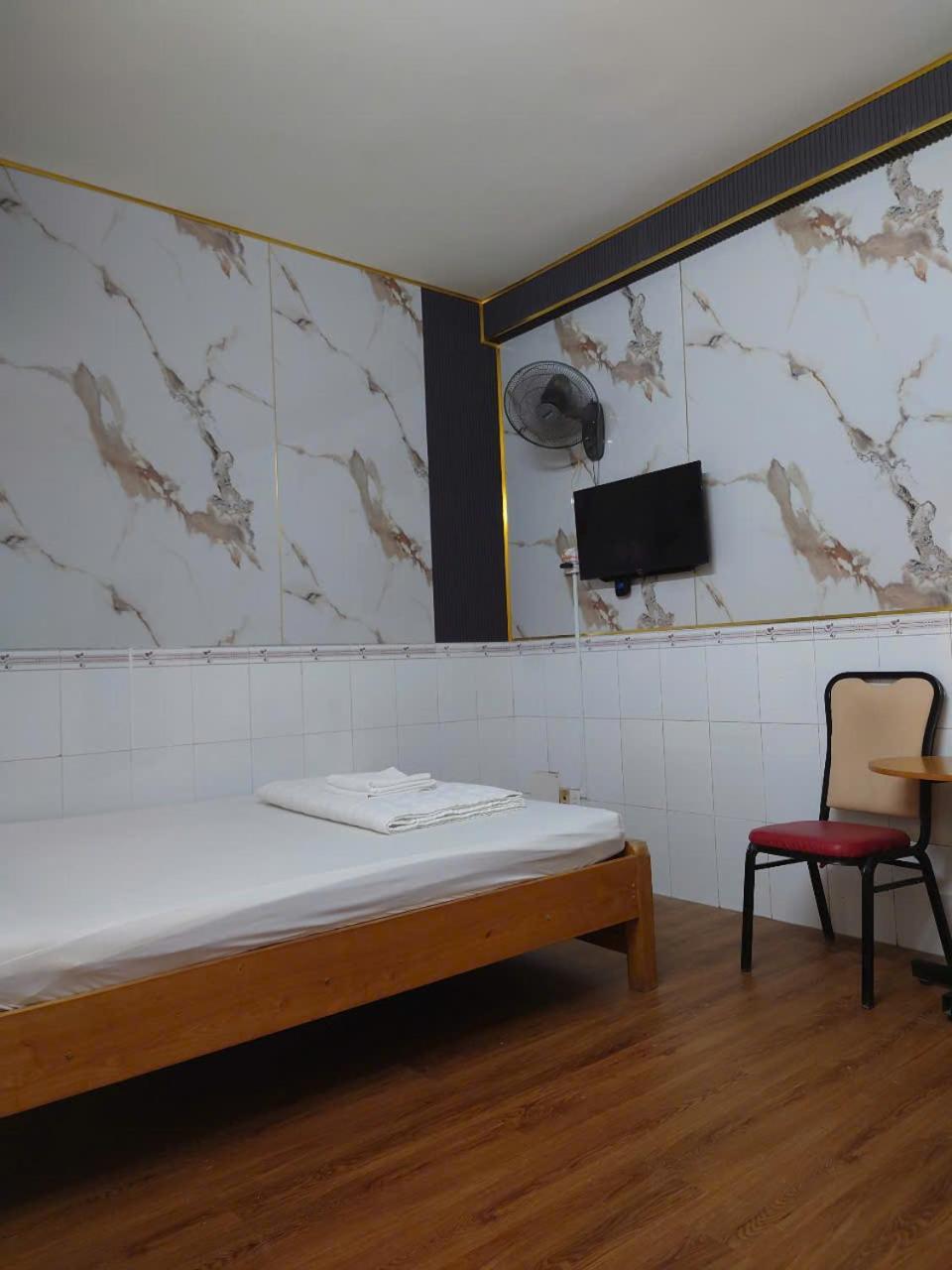 Hotel Khach San Hoa Anh Anh
